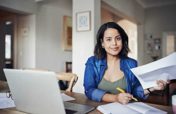 woman on laptop